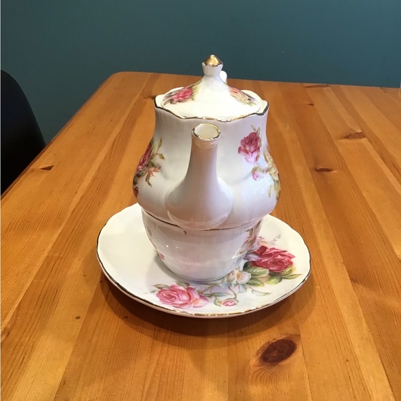 GRACE’S TEAWARE TEA FOR ONE ENGLISH ROSE GARDEN TEAPOT CUP SAUCER - Picture 5 of 10